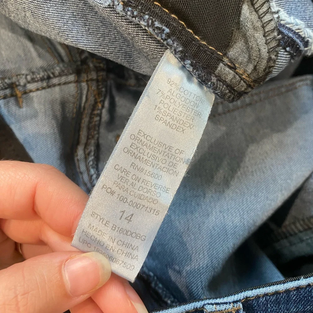 Jeans - Picture 3 of 6